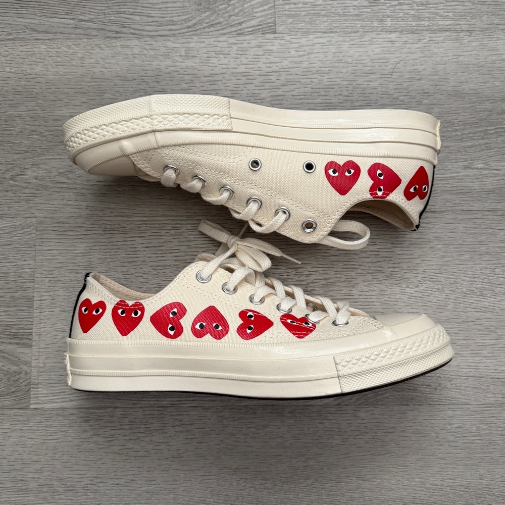 CONVERSE X COMME DES GARÇONS CDG PLAY CHUCK TAYLOR LOW